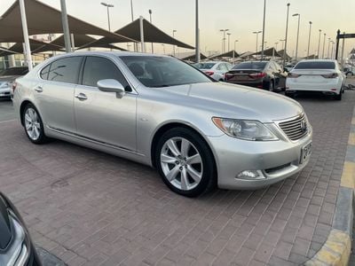 Lexus LS600h 