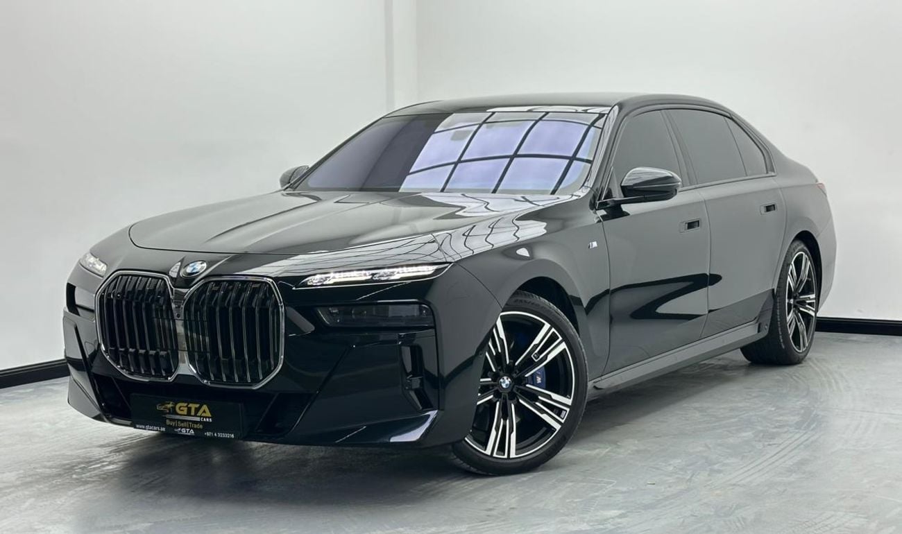 بي أم دبليو 760i 2024 BMW 760i xDrive M-Sport, 2028 BMW Warranty and Service Pack, BMW Service History, GCC