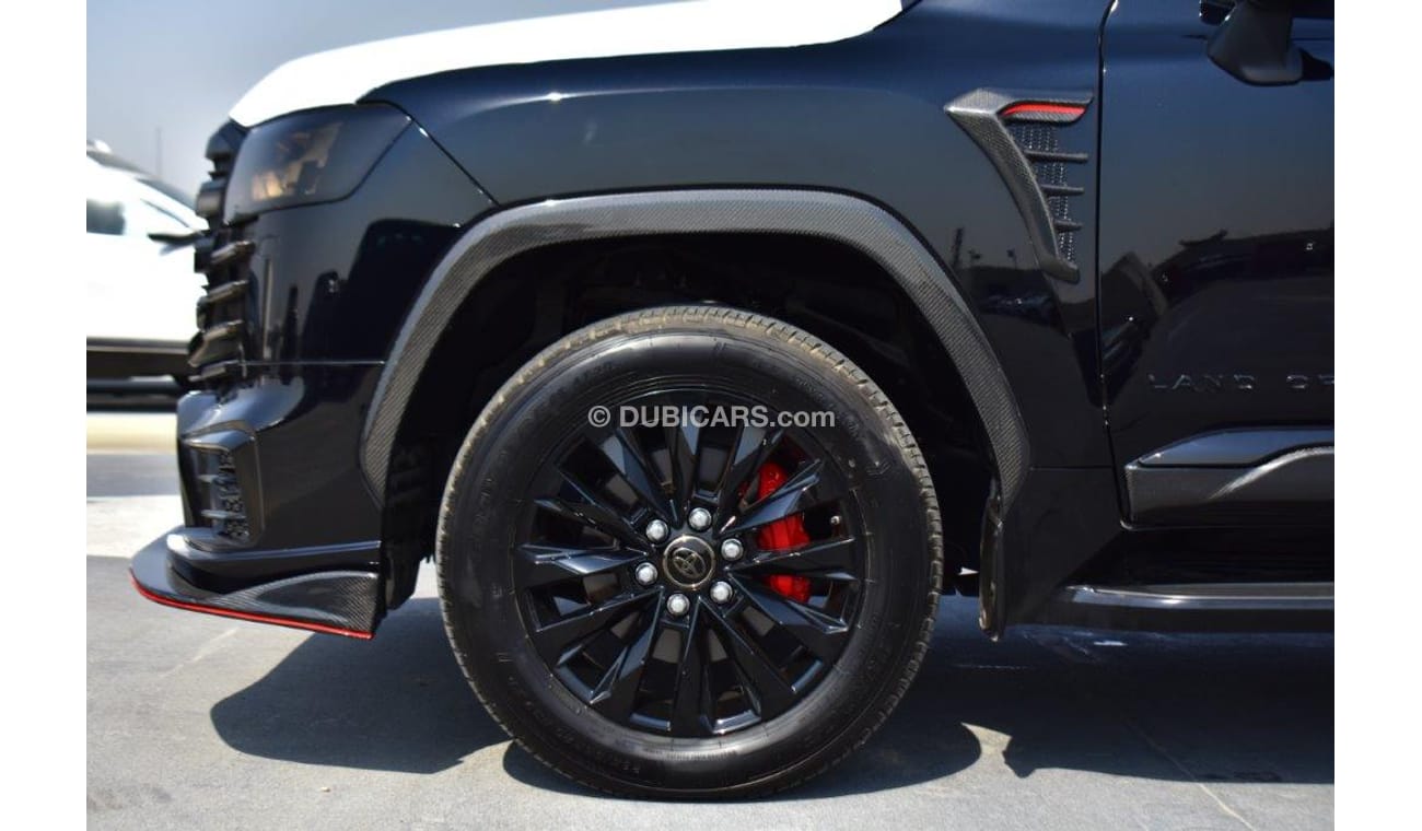 تويوتا لاند كروزر 300 Gxr Black Edition V6 3.3l Diesel 7-seater Automatic