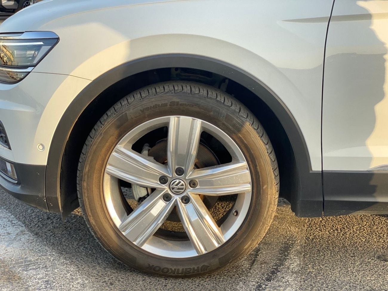 Volkswagen Tiguan SE 1.5L Engine