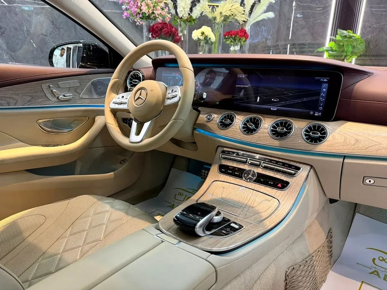 مرسيدس بنز CLS 350 SPECIAL EDITION MERCEDES CLS350 || TOP RANGE || F.S.H || SPECIAL ORDER INTERIOR || GCC || 68k MLS