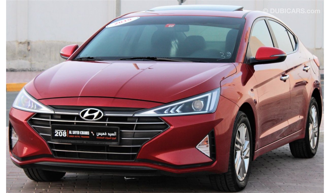 Hyundai Elantra Hyundai Elantra 2019 GCC in excellent condition, without paint, without accidents, very clean from i