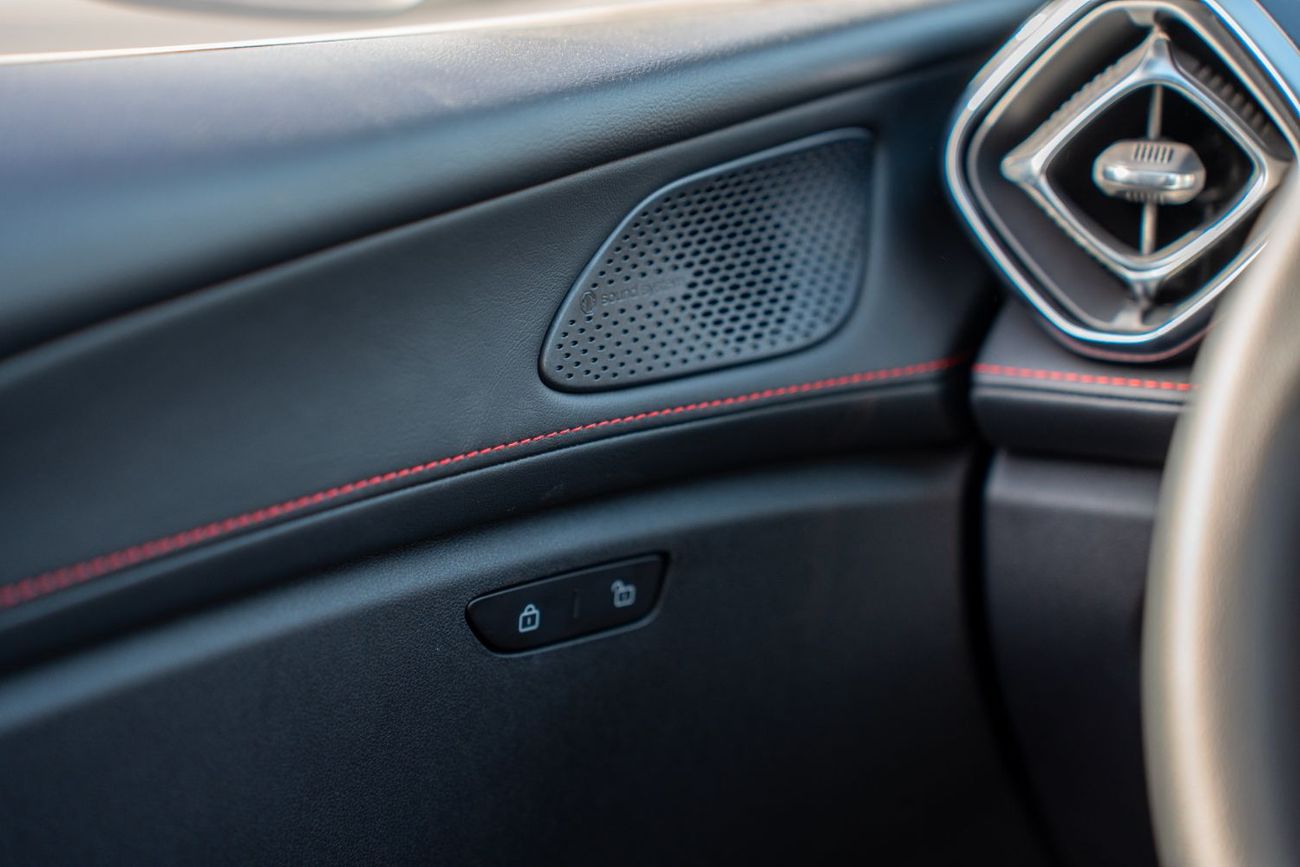 أم جي 5 MG5 2025 1.5L Petrol