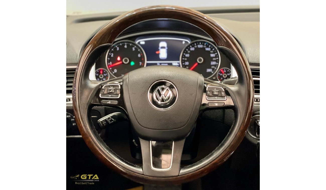 فولكس واجن طوارق 2015 Volkswagen Touareg SEL V6, Warranty, Full Service History, Low KMs, GCC