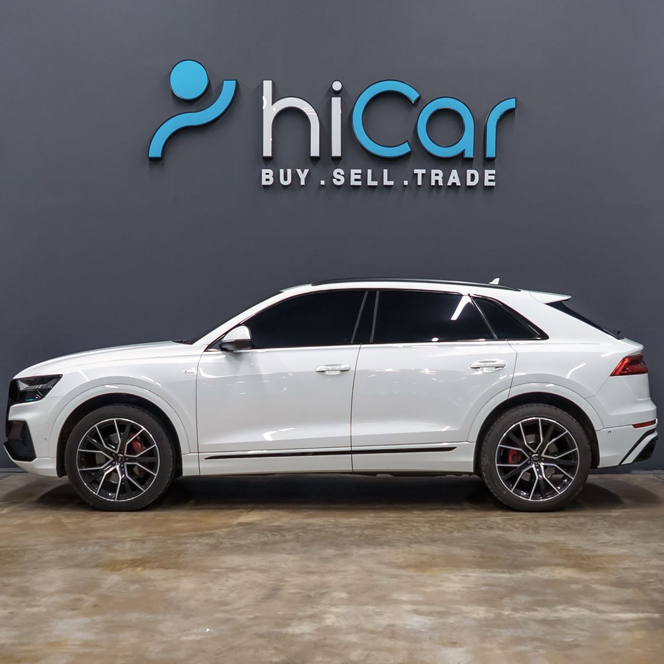 أودي Q8 55 TFSI quattro S-Line 3.0L (340 HP) AED 2,490 pm • 0% Downpayment • Audi Q8 55 TFSI S-Line • 1 Year