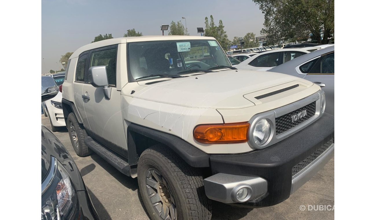 Toyota FJ Cruiser V6