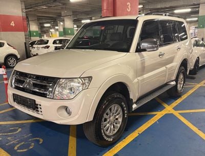 Mitsubishi Pajero GLS Mitsubishi Pajero / Shogun / Montero 2014 GCC specs