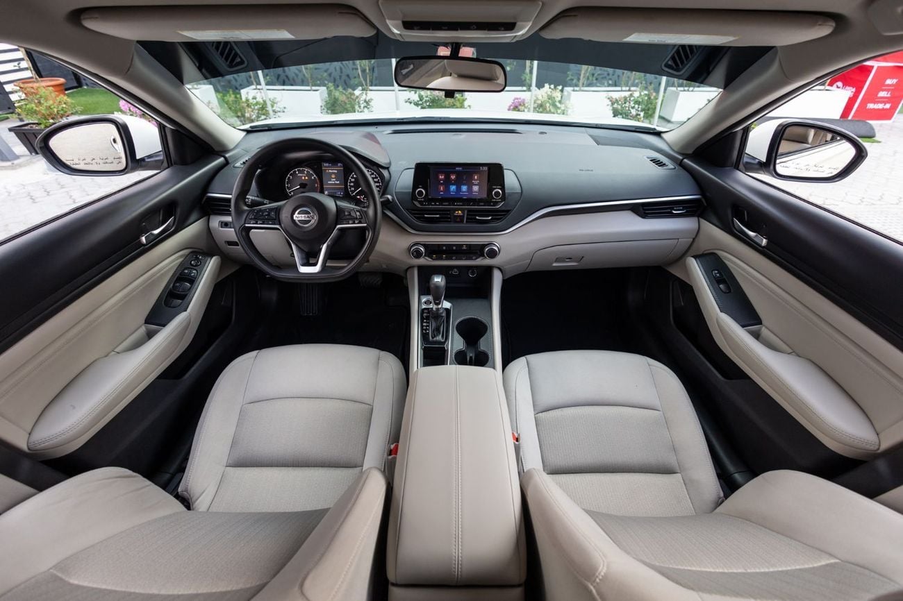 Nissan Altima SV 2.5L