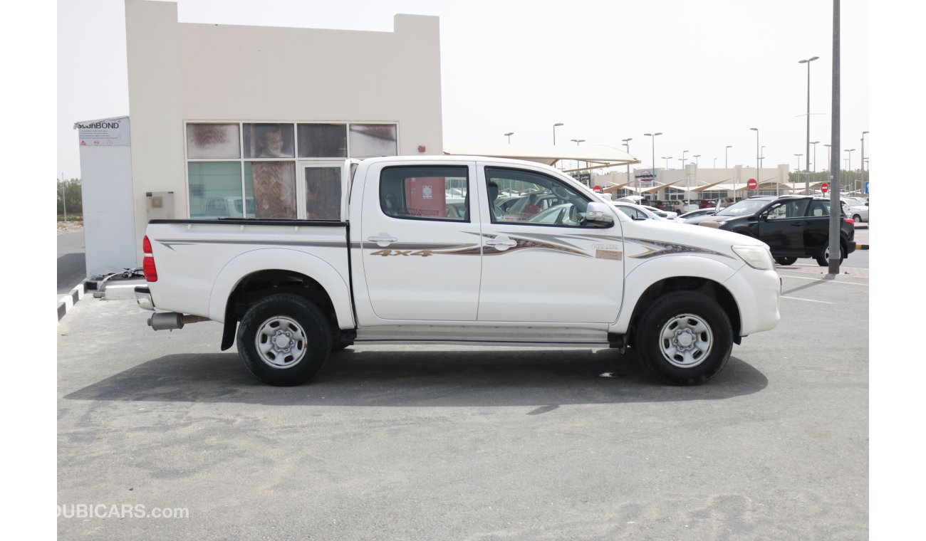 تويوتا هيلوكس DUAL CABIN 4X4 PICKUP TRUCK