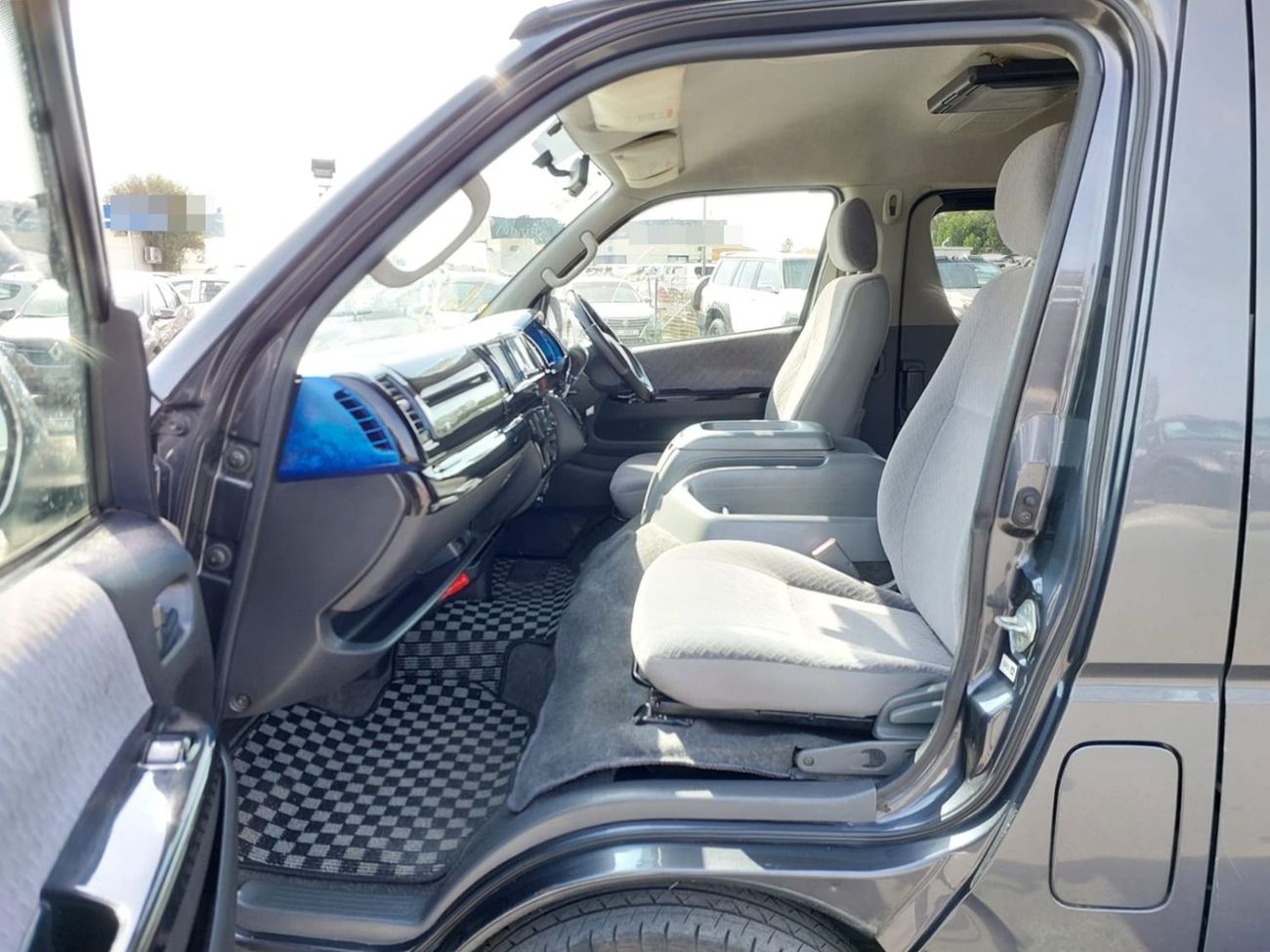 Toyota Hiace TOYOTA HIACE VAN RHD 2008 MODEL 2.7 L PETROL AUTOMATIC(PM00998)