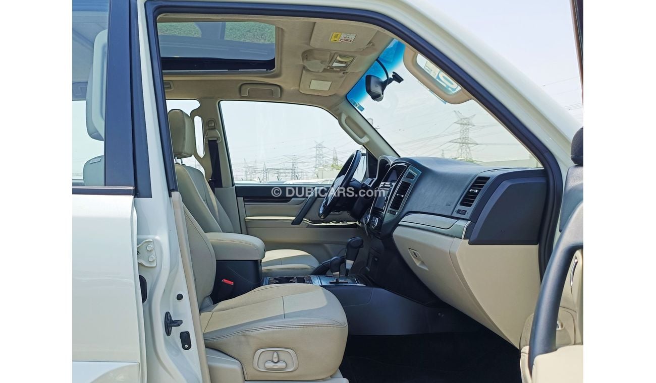 Mitsubishi Pajero // 889 AED Monthly // SUNROOF / ELECTRIC / LEATHER SEAT LOT / FOP (LOT # 16883)