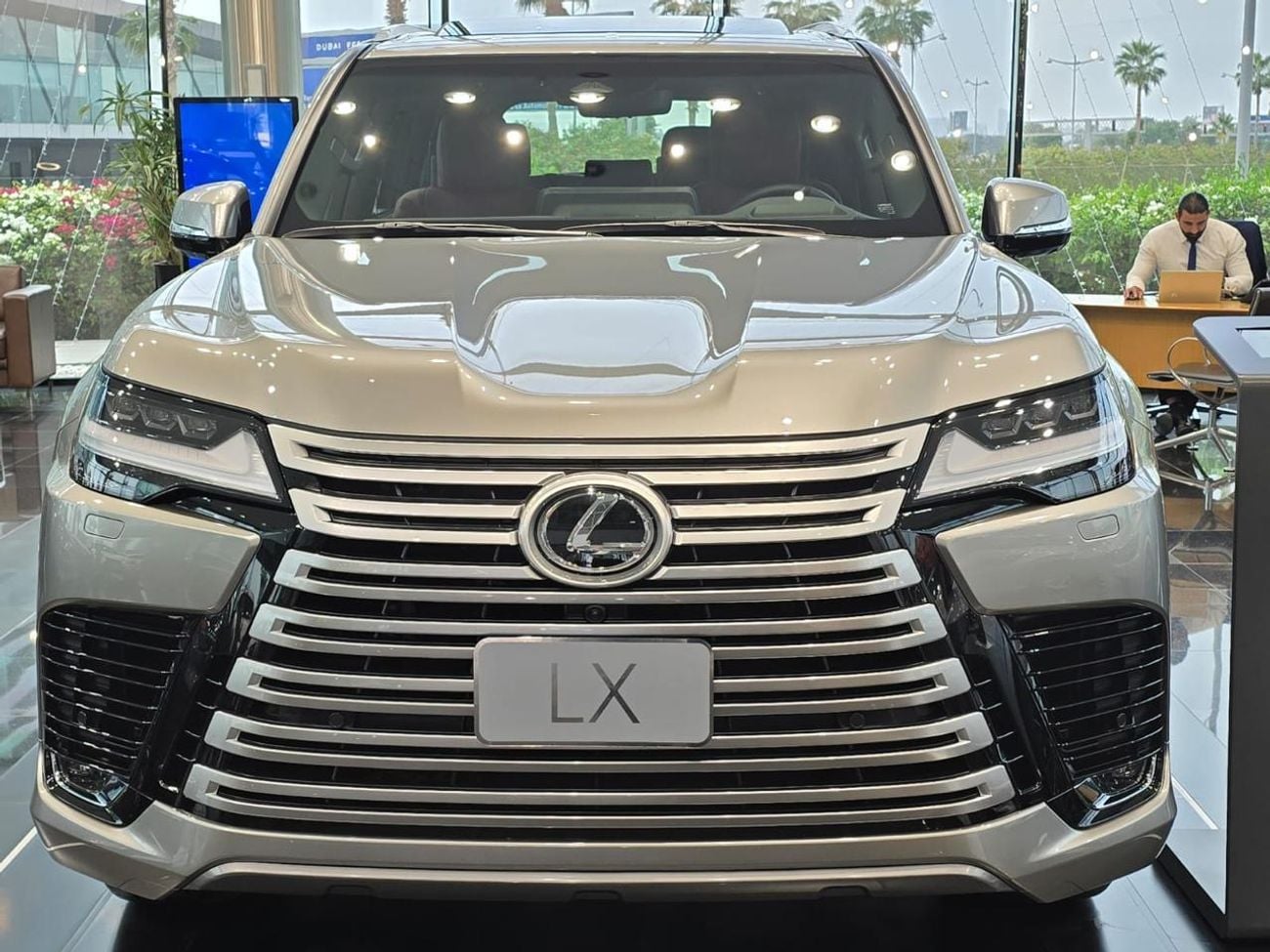 Lexus LX700h SIGNATURE