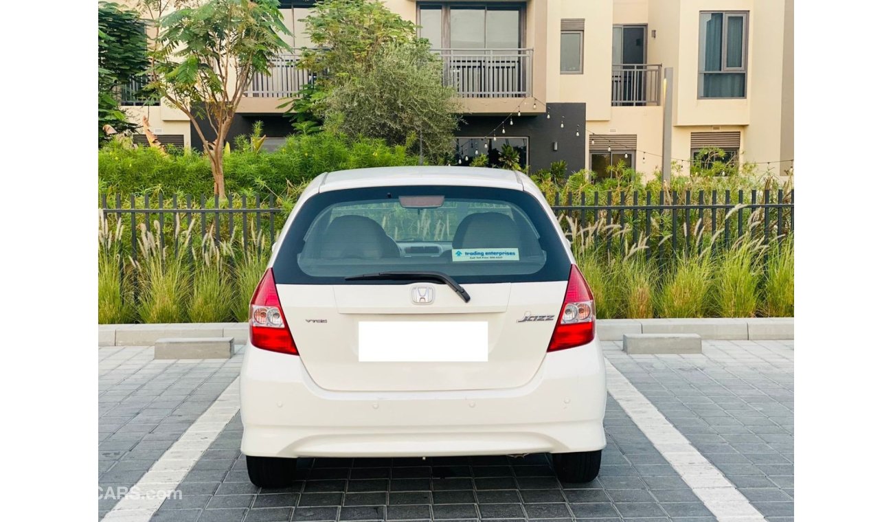 Honda Jazz Honda Jazz || GCC || Less Mileage || Very Well Maintained