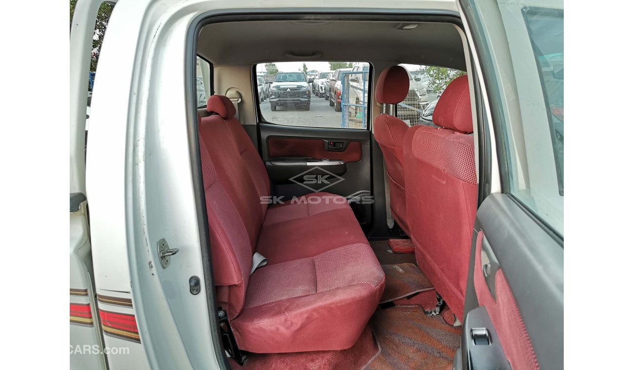 تويوتا هيلوكس 2.7L Petrol, M/T, Power Windows (LOT # 6430)