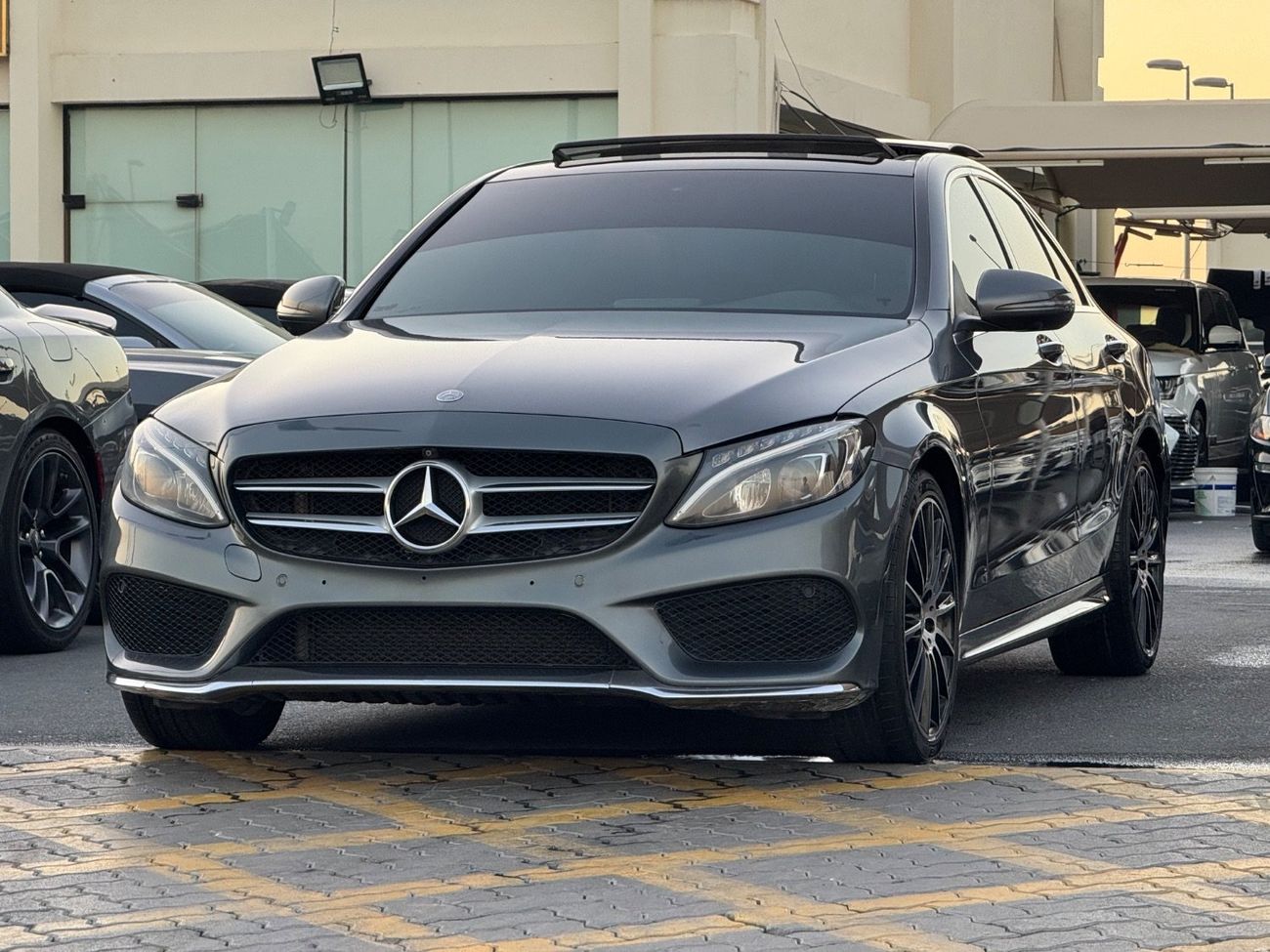 مرسيدس بنز C 200