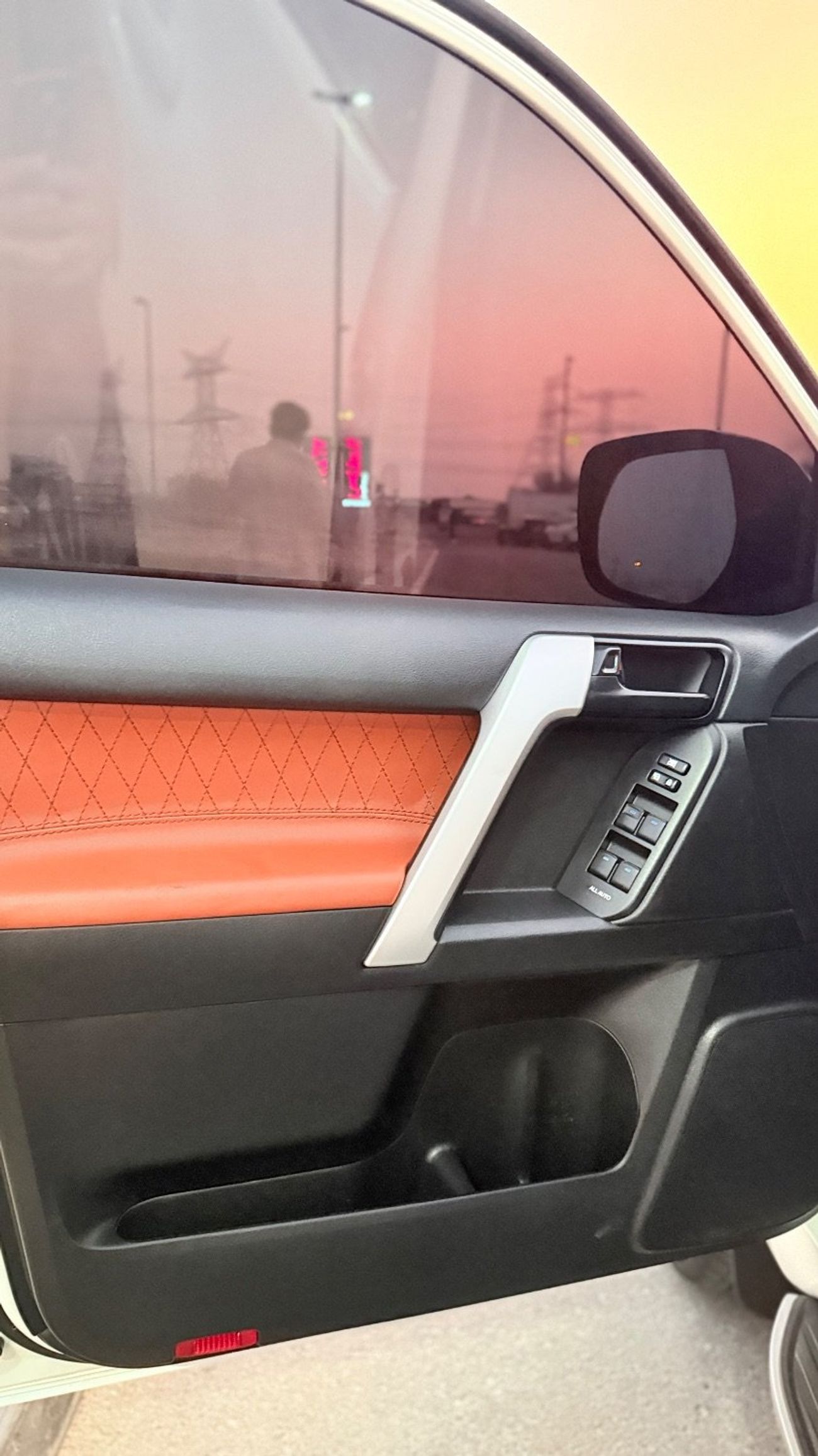 Toyota Prado TX-L 2019 MODEL DIESEL ENGINE FULL OPTION  4 CYLINDER AUTOMATIC TRANSMISSION GCC SPECS