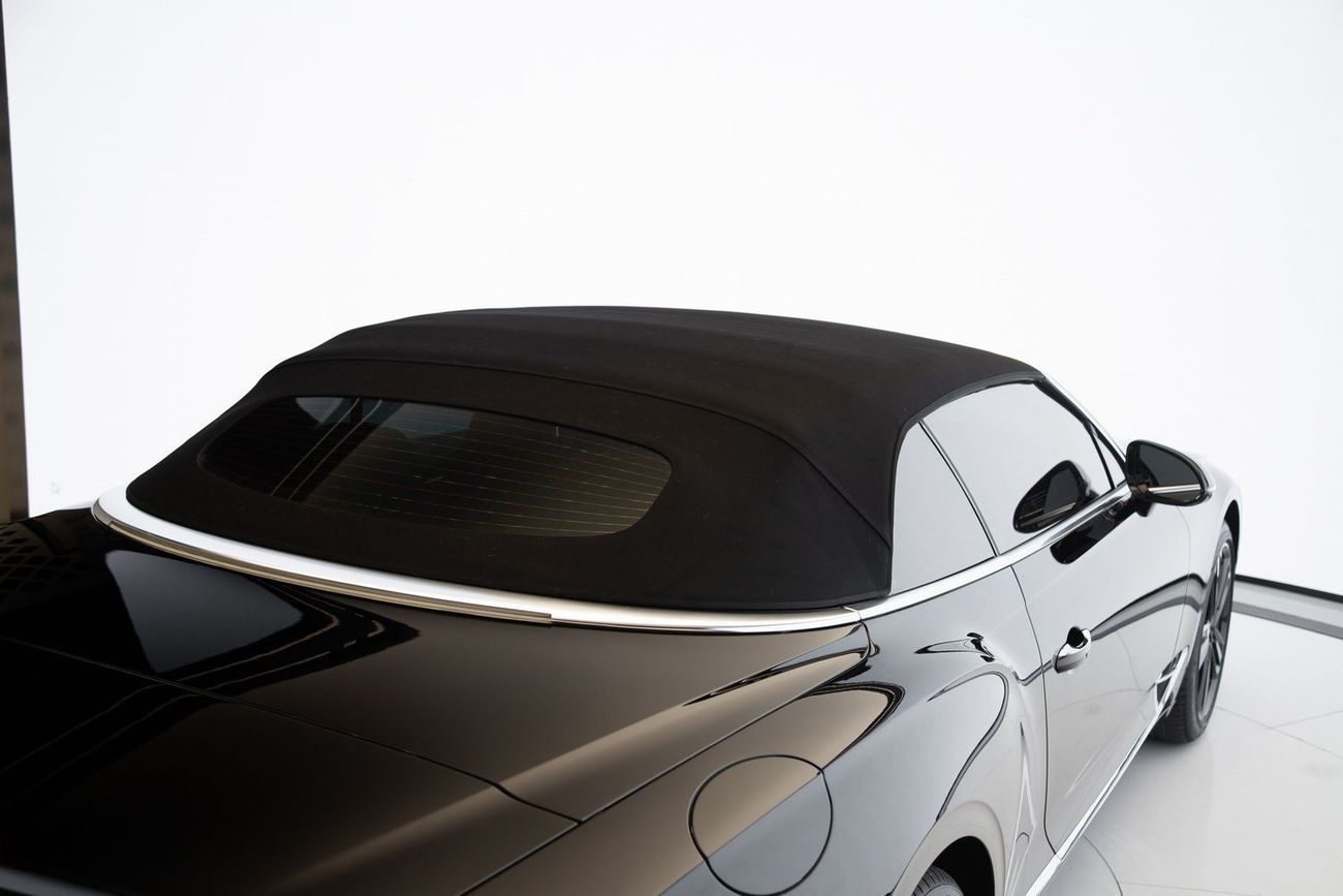 Bentley Continental GTC Bentley GTC W12 Black Edition