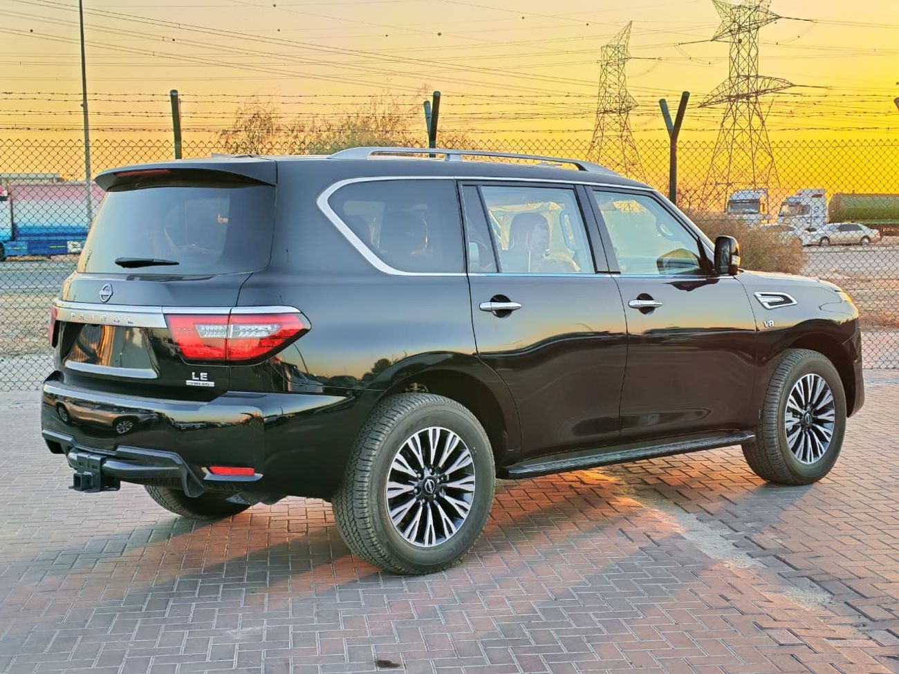 Nissan Patrol 2024 Nissan Patrol LE Platinum (Full-Option) 5.6L V8 Petrol A/T 4WD Export Only