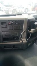 فولفو إف إم شاحنة فولفو FM 400 ذات الدفع الثنائي موديل 2016