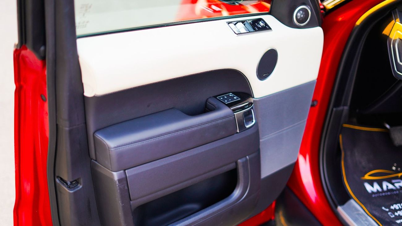 Land Rover Range Rover Sport HSE 3.0L (340 HP) 2019 Range Rover HSE Sport V6 / Law Mileage (49,000 Km) / Clean Title