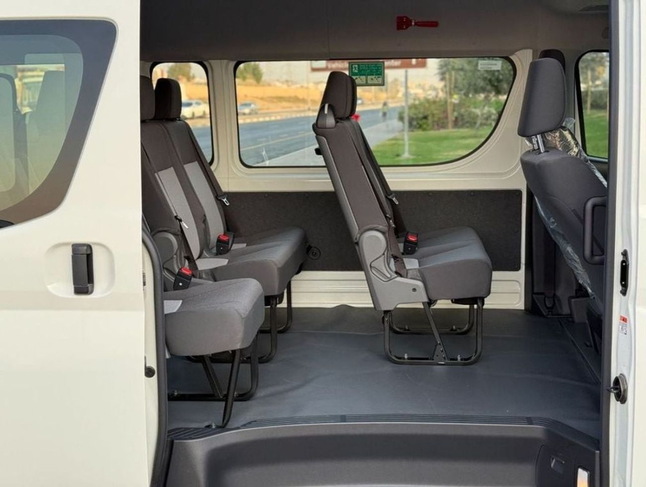 Toyota Hiace 2026 Model Toyota Hiace DX 13-Seater 3.5L V6 Petrol A/T (3-Point Seatbelts) For Local