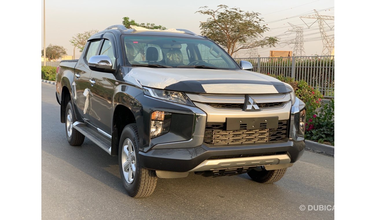 Mitsubishi L200 M/T 2021 Diesel GCC ( Production Jan/2021 ) Full option chrome package / stop lamp