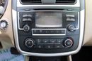 Nissan Altima SV ACCIDENTS FREE - GCC - MID OPTION - PERFECT INSIDE OUT