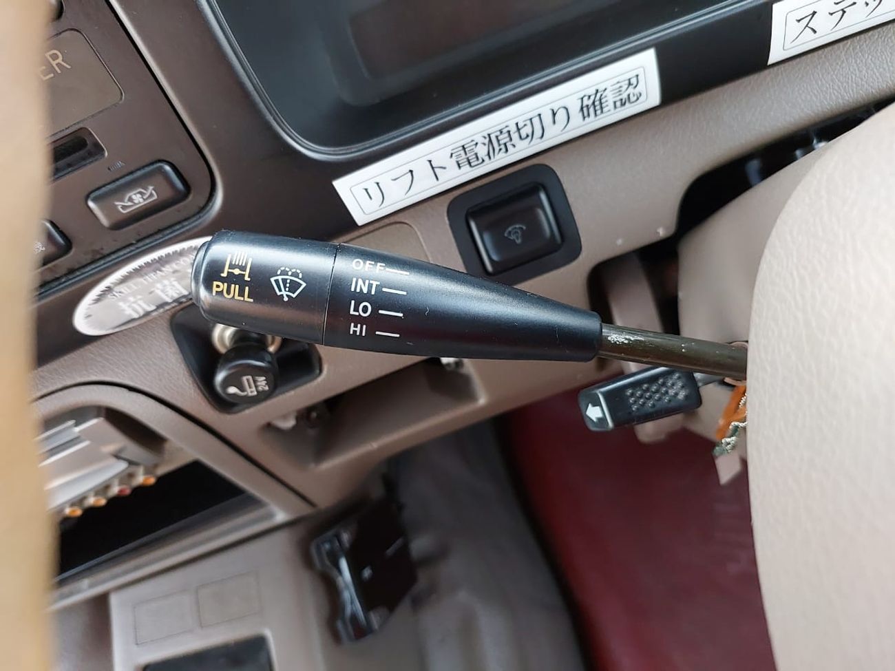 Toyota Coaster TOYOTA COASTER BUS RHD 1997 MODEL 4.1 L DIESEL AUTOMATIC(PM02631)