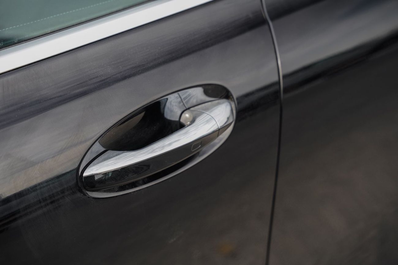 Mercedes-Benz EQB 260 2025 Mercedes-Benz EQB260 New Face left SUV FWD Black  0Km