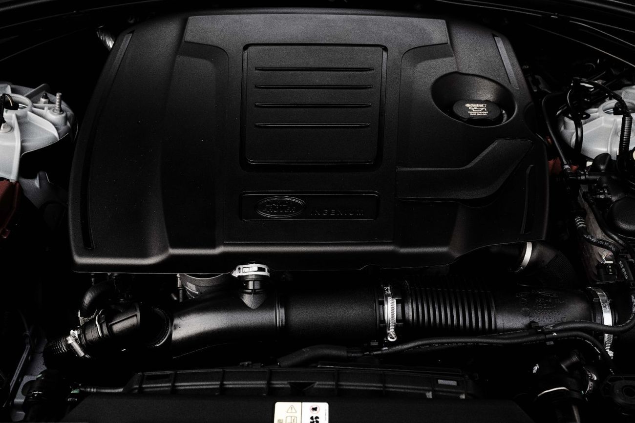 Land Rover Range Rover Velar 6,071 P.M  | 0% Downpayment | VELAR P250 SE R-DYNAMIC | WARRANTY!