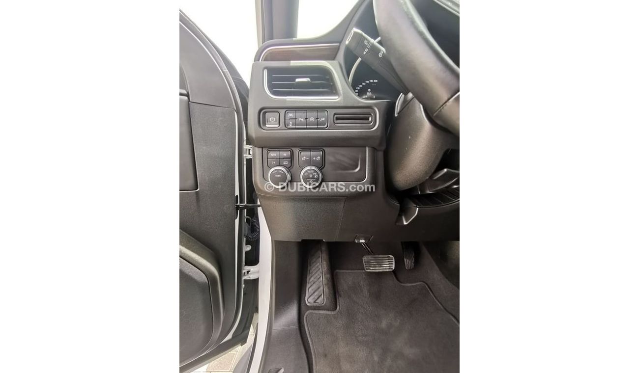 GMC Yukon GMC Yukon SLE - 2023  - White