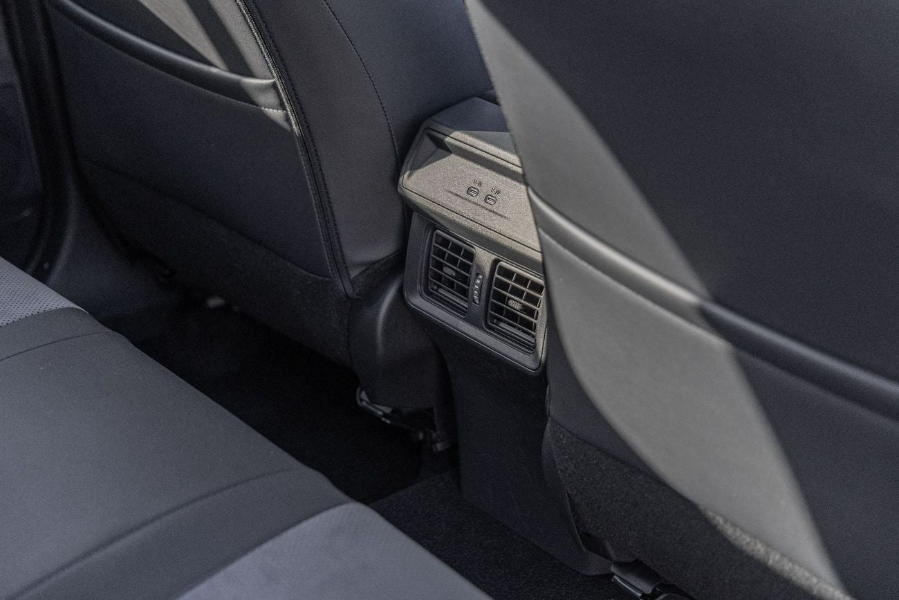 تويوتا راف ٤ Toyota RAV4 XSE | Hybrid | GCC Specs | AWD | 2.5L | White | EXPORT