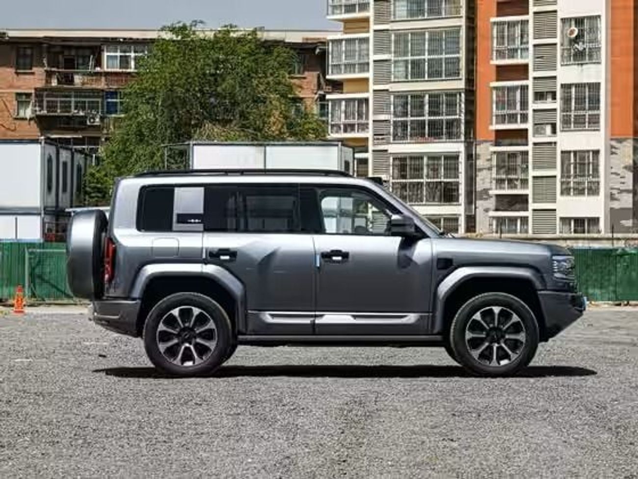 بي واي دي ليوبارد 5 LASER INTELEGENT DRIVING