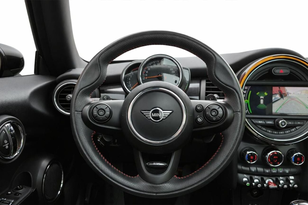 Mini Cooper S 2.0L (4 Seater) RAMADAN OFFER l AED 1,077 P.M l 0% Down Payment l Cooper S l 1 Year Warranty