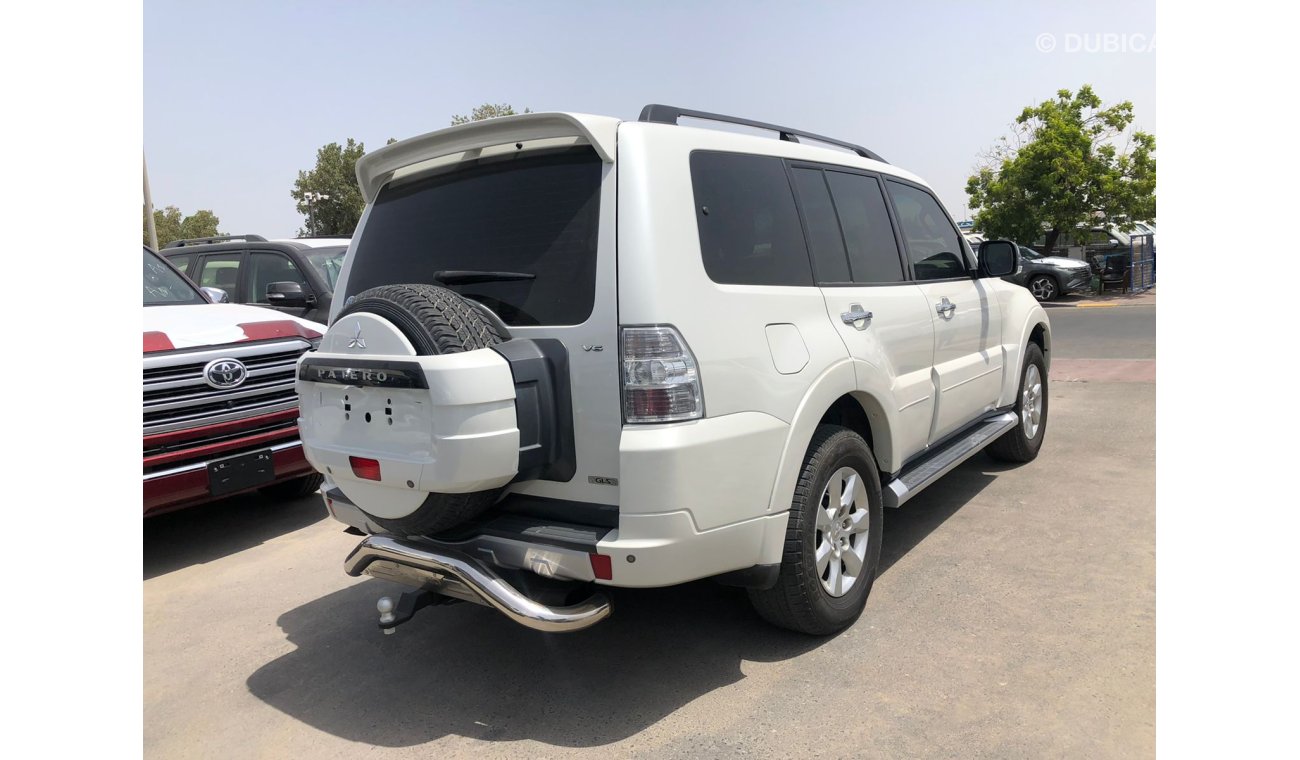 ميتسوبيشي باجيرو 3.5L PETROL, DRIVER POWER SEAT / LEATHER SEATS / FULL OPTION (LOT # 703128)