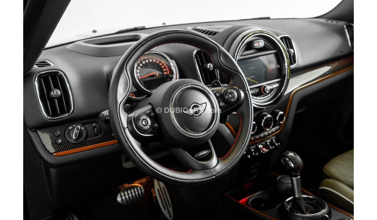 Mini Cooper Countryman John Cooper Works 2017 Mini Cooper S Countryman / JCW Kit / Full Dealer Service History