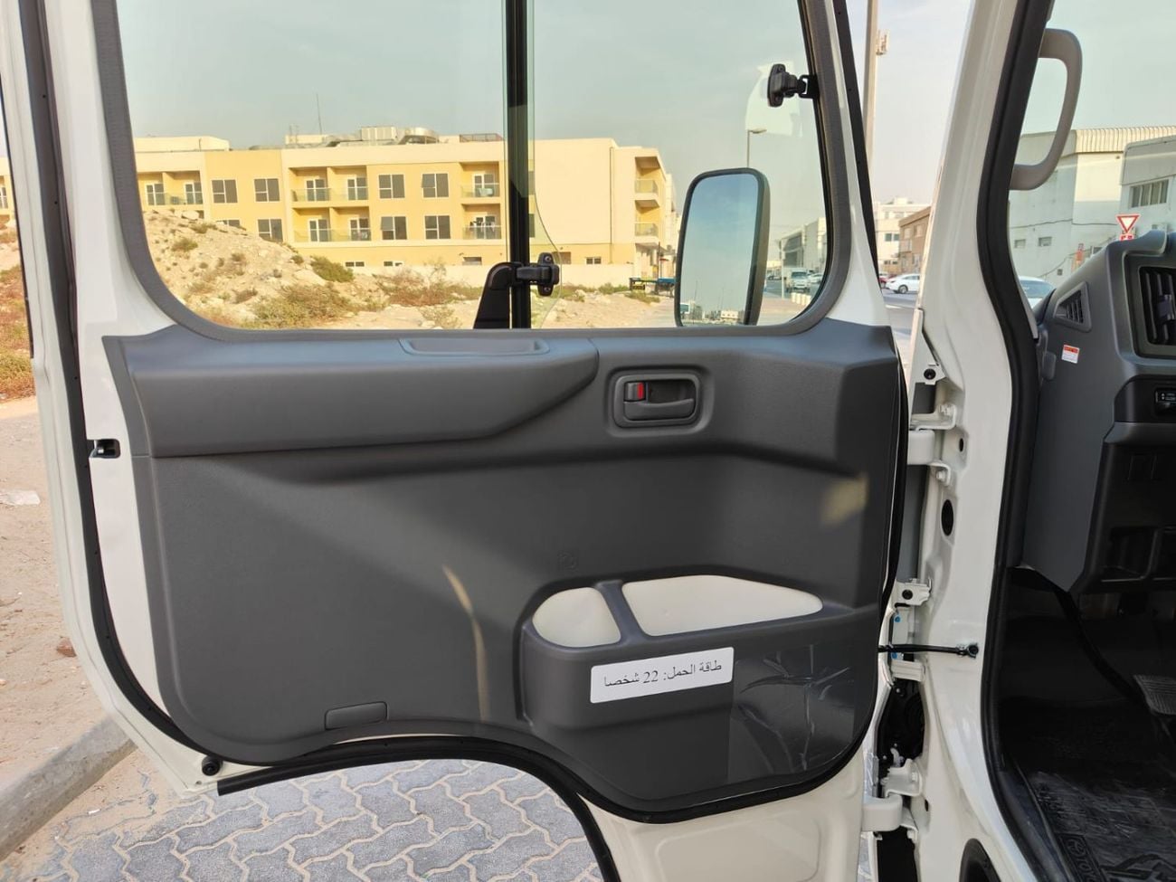 تويوتا كوستر 2025 Toyota Coaster High-Roof 23-Seater (2-Point Seatbelts) 4.0L 4-Cyl Turbo Diesel M/T RWD Export O