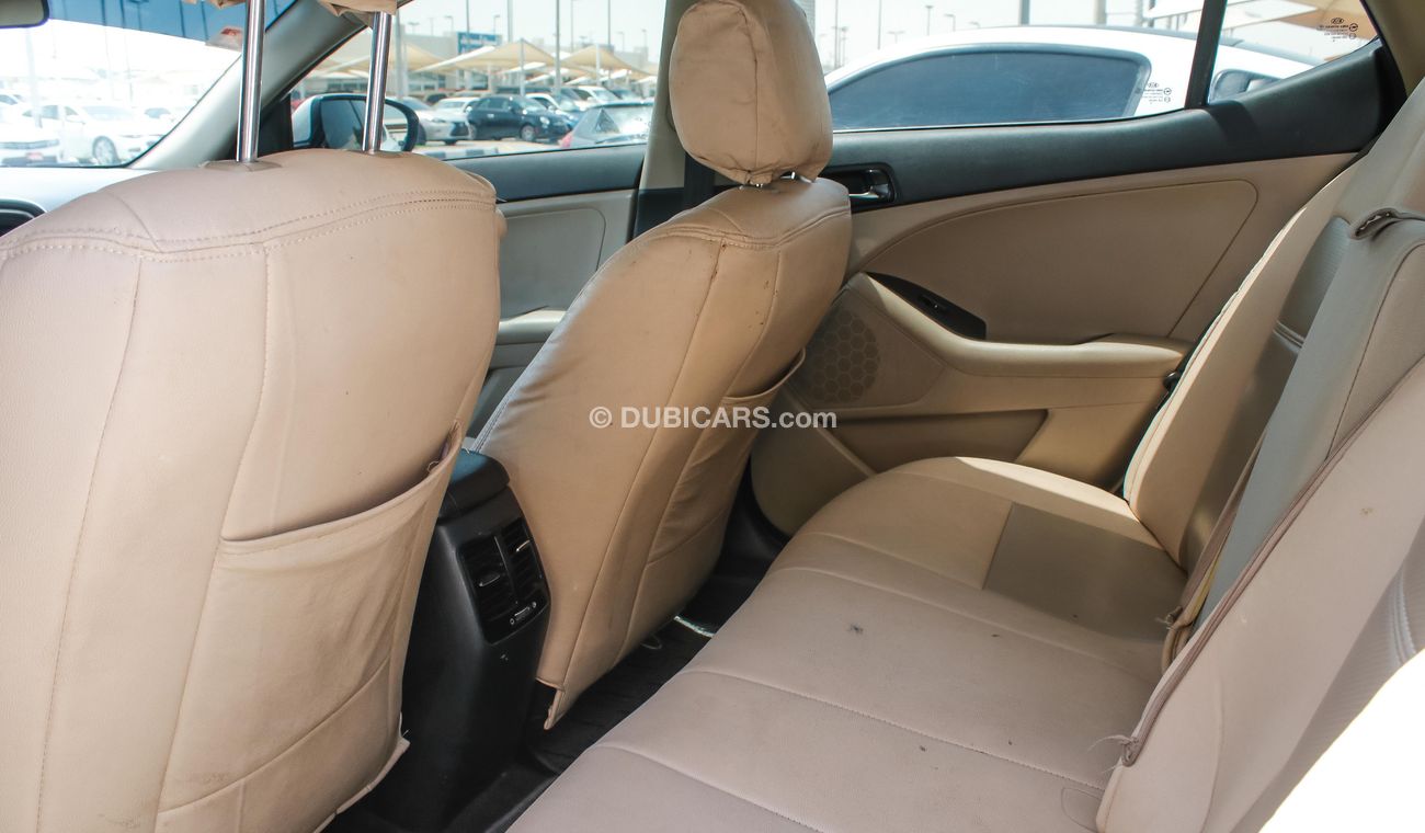 كيا أوبتيما 2014 Kia Optima Gulf specs V4 clean car in excellent condition
