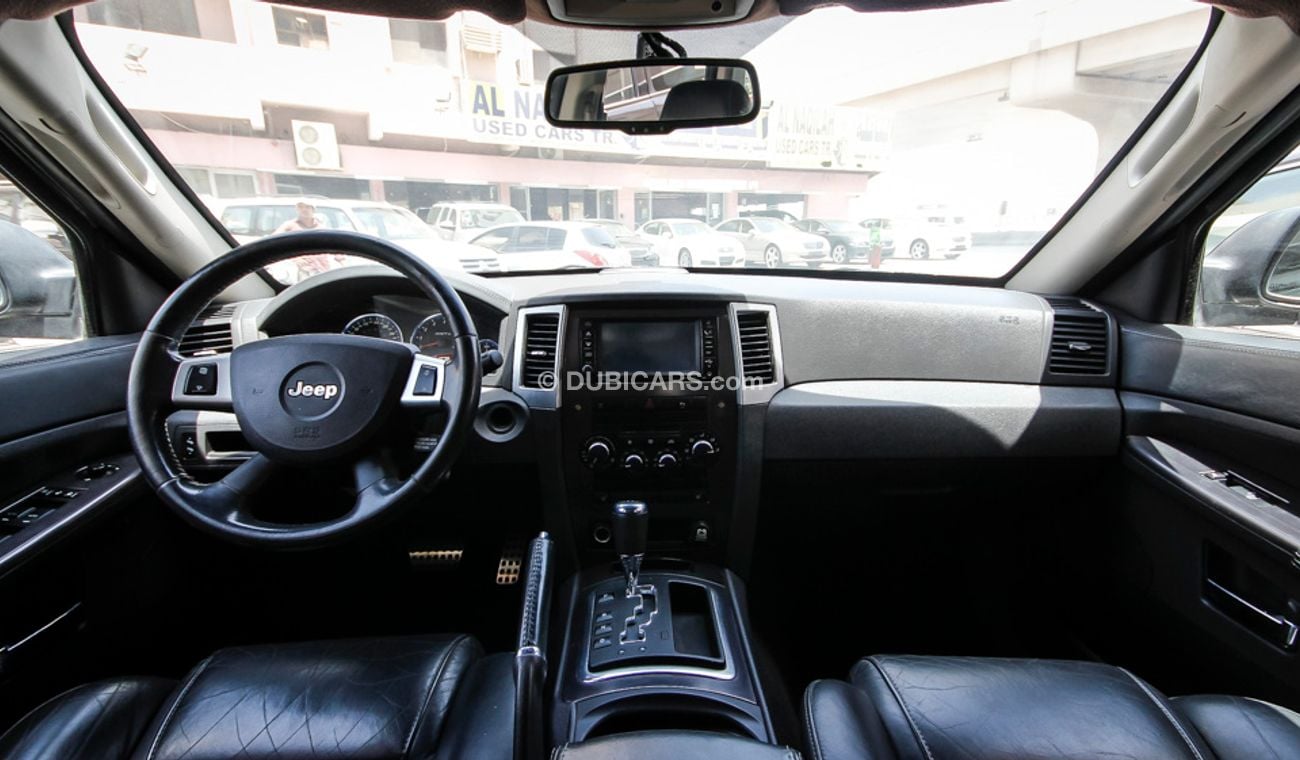 Jeep Grand Cherokee SRT8