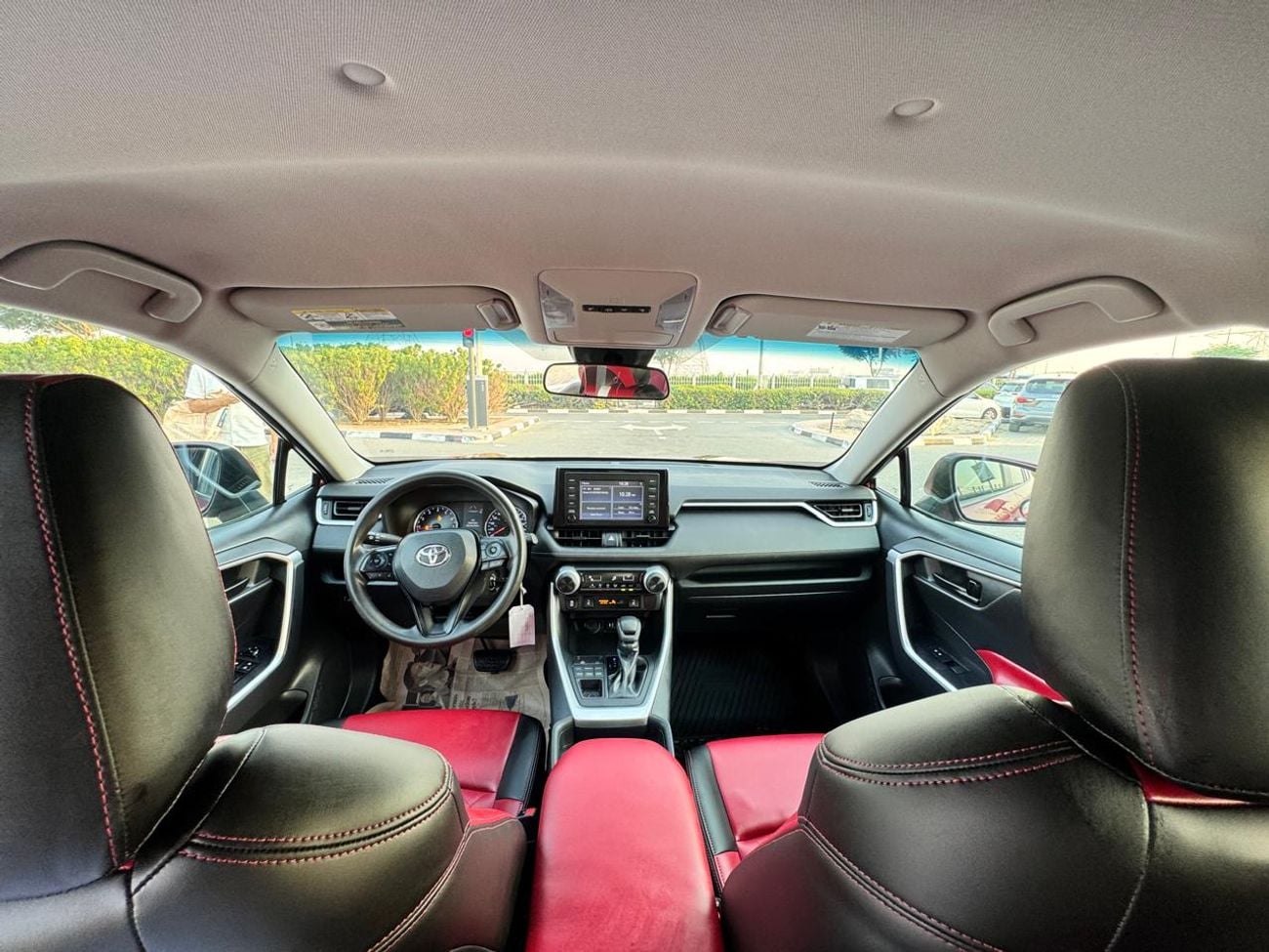 Toyota RAV4 LE  4WHEEL LADER SEATS CANADIAN SPECIFIC