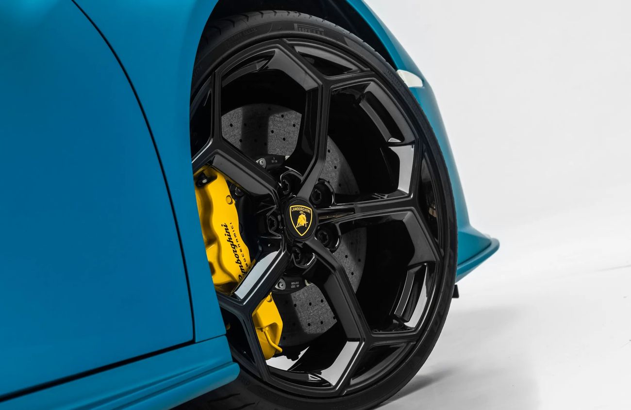 Lamborghini Huracan Evo Spyder 5.2L V10 Naturally Aspirated Engine