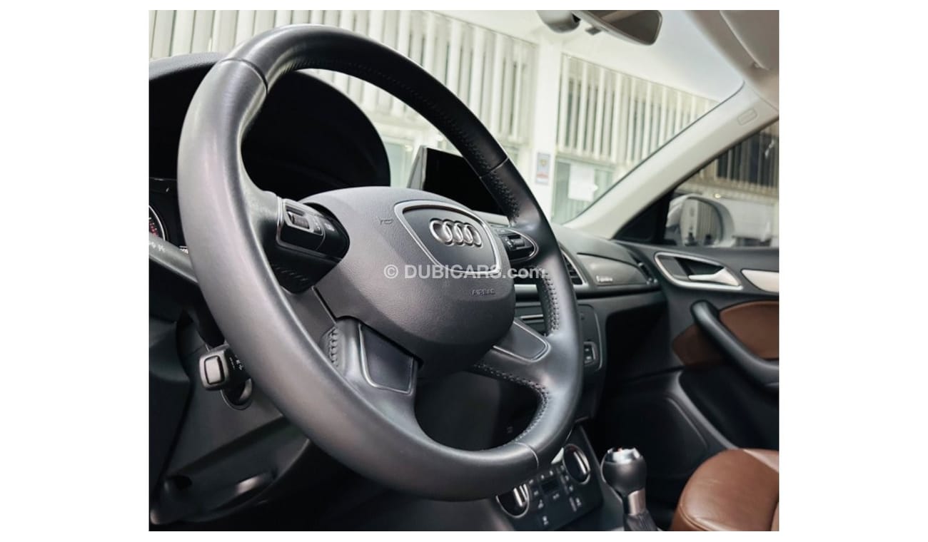 Audi Q3 35 TFSI S-Line GCC .. FSH .. S line .. Perfect Condition .. 4Cyl