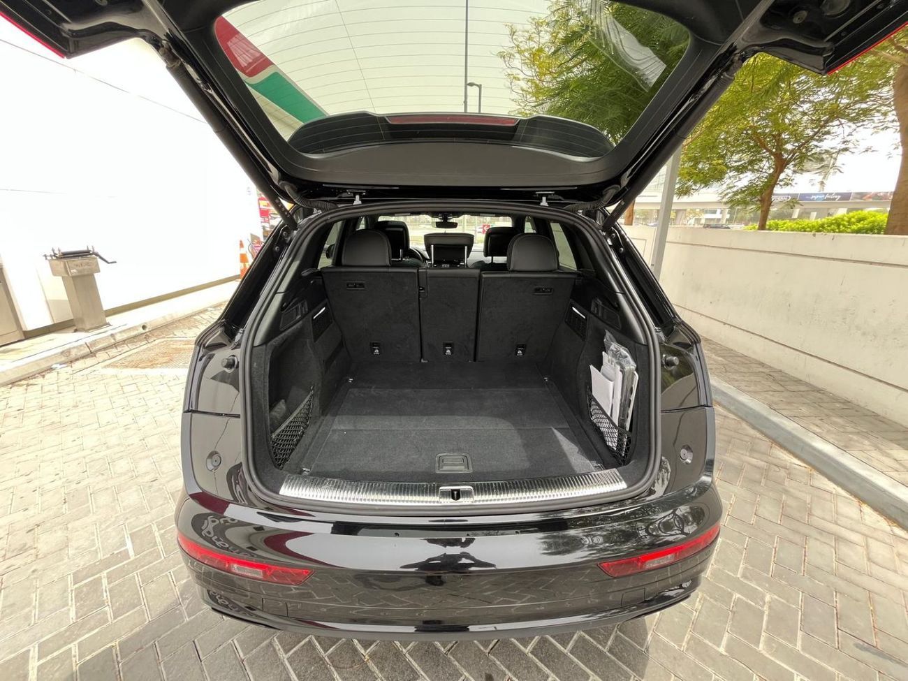 Audi Q5 45 TFSI quattro S Line 2.0L (245 HP) SUV Coupe 45 TFSI quattro S *NO ACCIDENTS * MOONROOF *