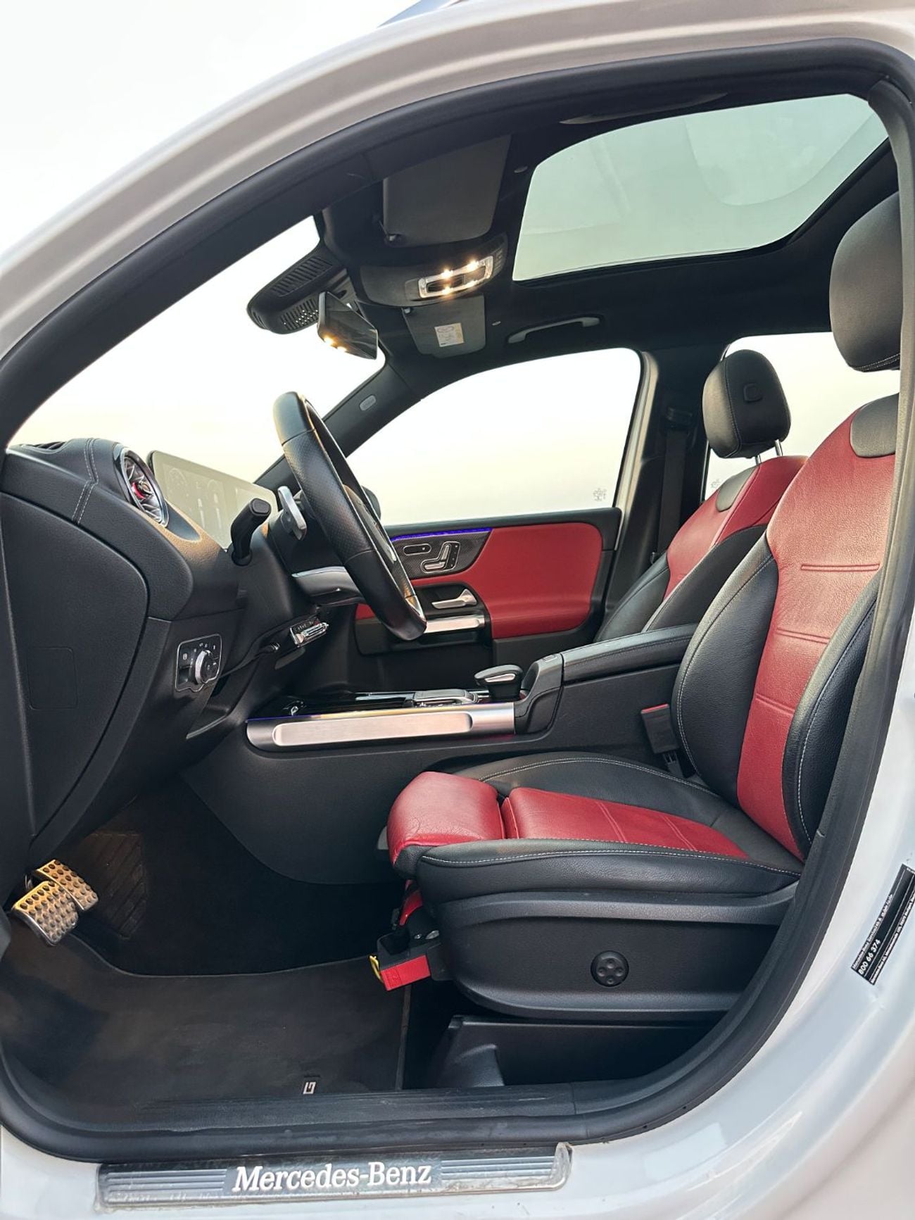مرسيدس بنز GLB 250 4MATIC