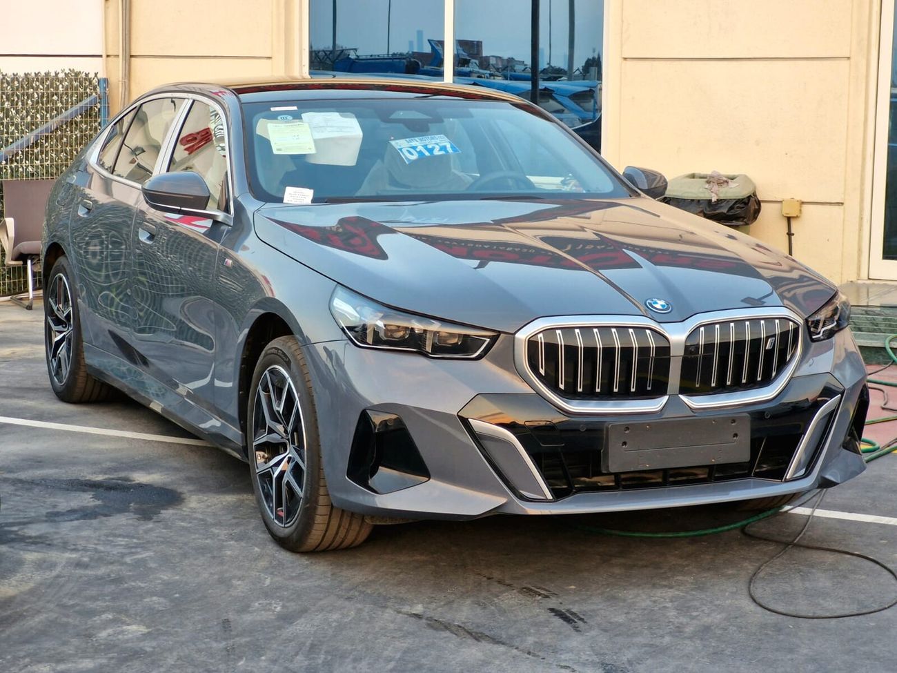 BMW i5 2024 BMW i5 35L Long Exclusive – Freezone | Export & UAE Registration Available!