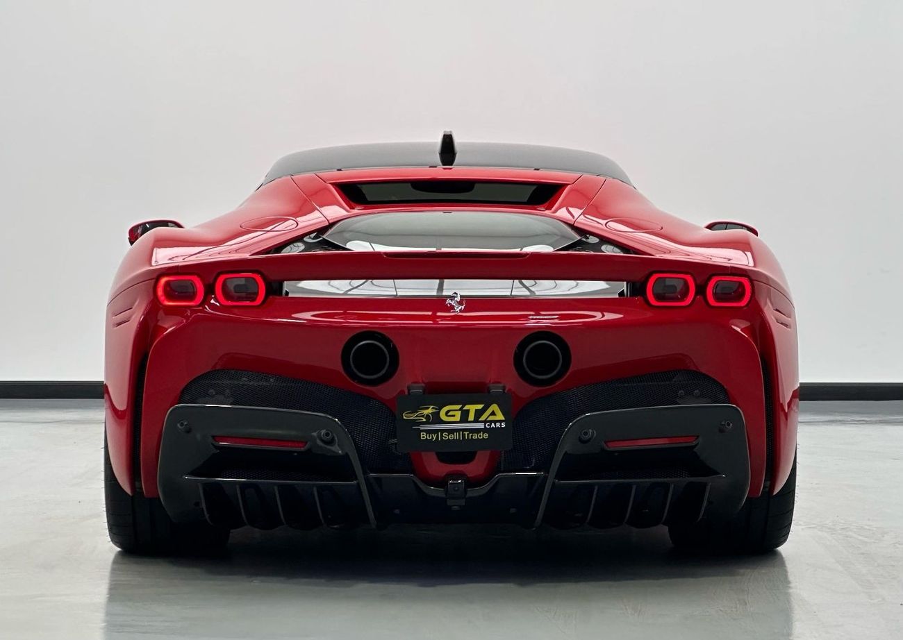 فيراري SF90 ستراديل 2023 Ferrari SF90 Stradale, 2026 Ferrari Warranty, 2030 Ferrari Service Pack, Very Low Kms, GCC