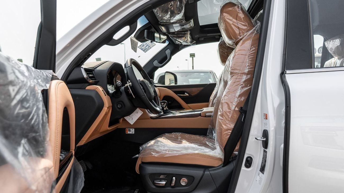 Lexus LX 600 2025 Lexus LX600 Signature 3.5L Petrol AT White-Tan (Wooden Accent)