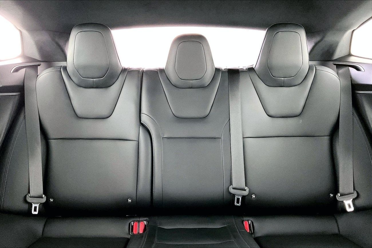 تسلا Model S 100D