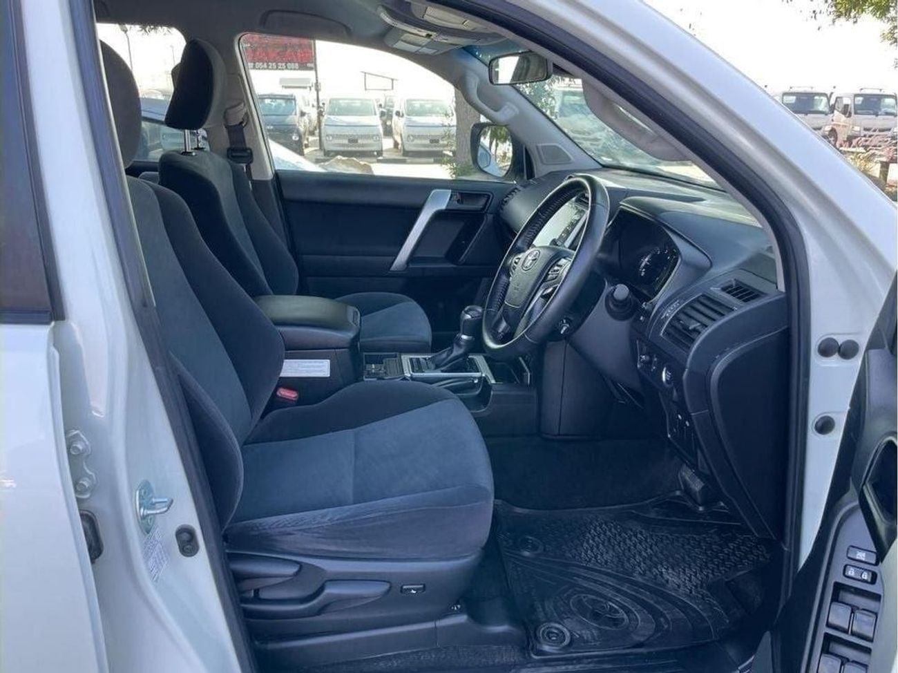 تويوتا برادو Diesel 2.8 Liter Right Hand Drive Automatic Gear