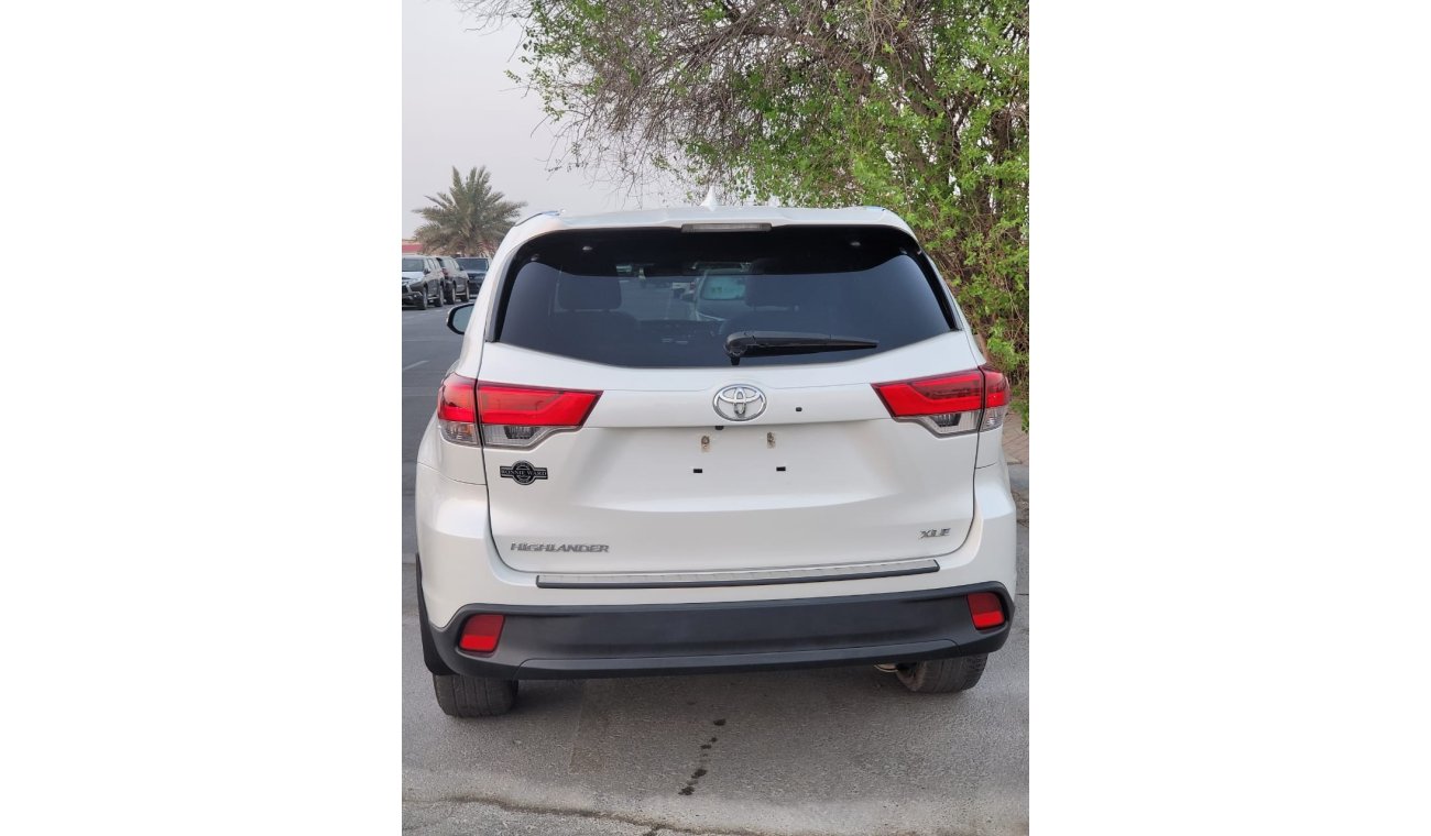 تويوتا هايلاندر TOYOTA HIGHLANDER FULL OPTION